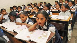 नींव कमजोर तो इमारत कैसे मजबूत होगी: प्राथमिक शिक्षा पर नए सिरे से सोचने का समय | दुनिया मेरे आगे