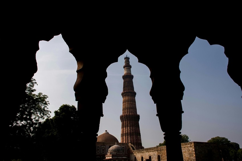 Qutub Minar , Delhi