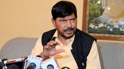‘मुसलमान औरंगज़ेब की औलाद नहीं…’ बकरीद विवाद पर केंद्रीय मंत्री अठावले का बयान, धर्म के नाम पर तनाव फैलाने वालों को लगाई फटकार