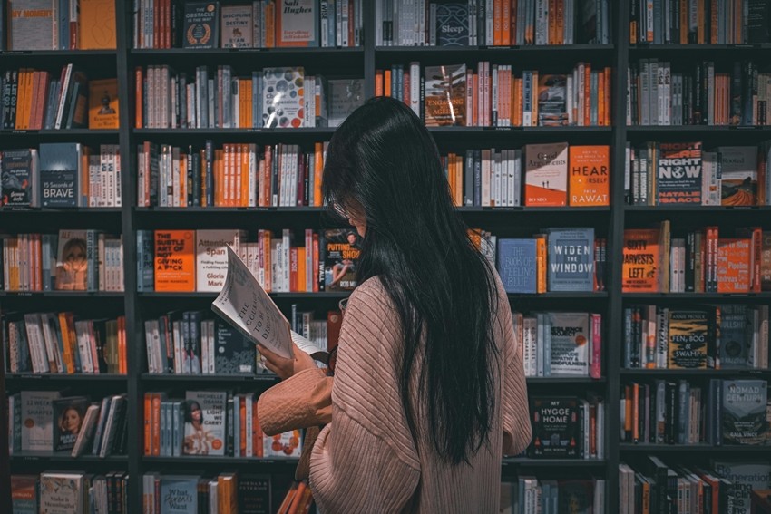 Reading fiction