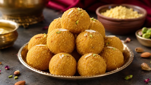 besan ladoo recipe | besan ladoo kaise banaye | besan ladoo recipe in hindi