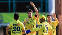 CSK को प्लेऑफ की रेस के बीच बड़ा झटका: 14 विकेट और 136 रन बनाने वाला खिलाड़ी लौटा अपने देश, इंजरी ने फिर बढ़ाई चिंता