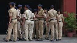 हत्या के आरोप में पिता और भाई गिरफ्तार, युवती ने सामने आकर कहा-‘मैं जिंदा हूं’