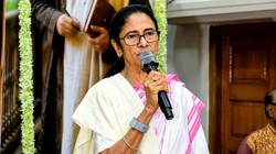 हार के बाद TMC में बड़े बदलाव, पुराने नेताओं पर बढ़ा ममता बनर्जी का भरोसा, अभिषेक का खेमा कमजोर