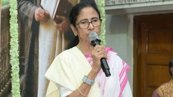 ममता बनर्जी के खिलाफ FIR दर्ज, धार्मिक भावनाएं भड़काने का आरोप