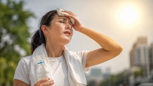 Heat stroke symptoms, Heat Stroke prevention tips, doctor advice,क्या है लू, लू लगना, कैसे लगती है लू, लू लगने के कारण, what is heat wave or loo, symptoms of loo, लू लगने के लक्षण,