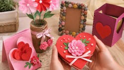Mother’s Day 2026: मां के लिए घर पर बनाएं ये खास हैंडमेड गिफ्ट, देखें आसान तरीके
