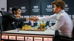 Norway Chess 2026: प्रगनानंदा ने 15 साल बड़े वर्ल्ड नंबर 1 खिलाड़ी को हराया, विश्व चैंपियन गुकेश की लगातार दूसरी हार