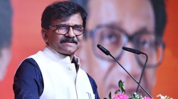 ‘बीजेपी को सरकार बनाने के लिए बुलाएं’, संजय राउत ने तमिलनाडु के राज्यपाल पर कसा तंज, बोले- अगले पांच साल का समय दें…