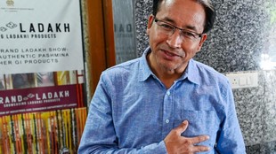 onam Wangchuk, Cockroach Janata Party, cockroach movement India,