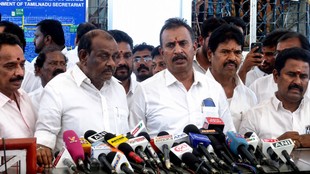 tamil nadu politics | latest news | hindi news | aiadmk crisis