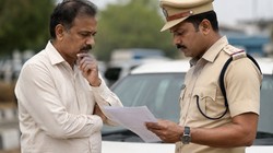शादी से पहले दूल्हे की कुंडली नहीं, पिता ने चेक करवाया ट्रैफिक चालान; वजह जानकर आप भी कहेंगे- ‘स्मार्ट ससुर’