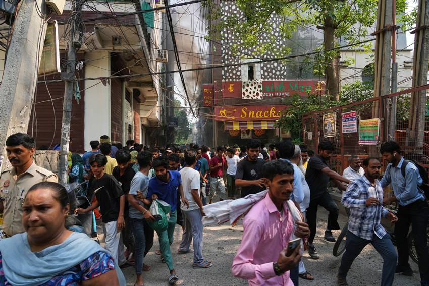 Delhi Hotel Fire
