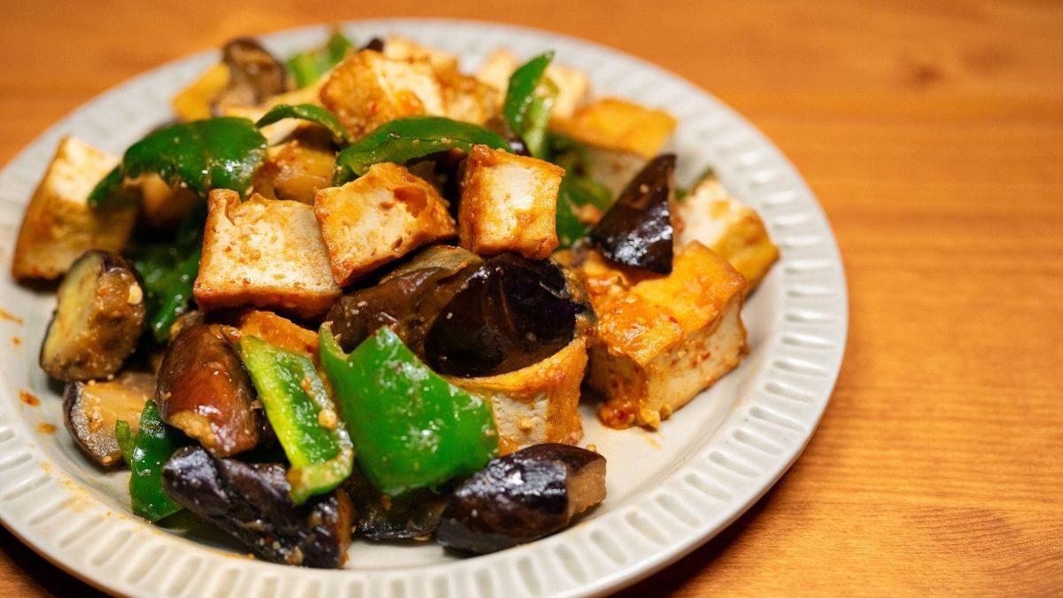 Asian Stir Fried Tofu Salad