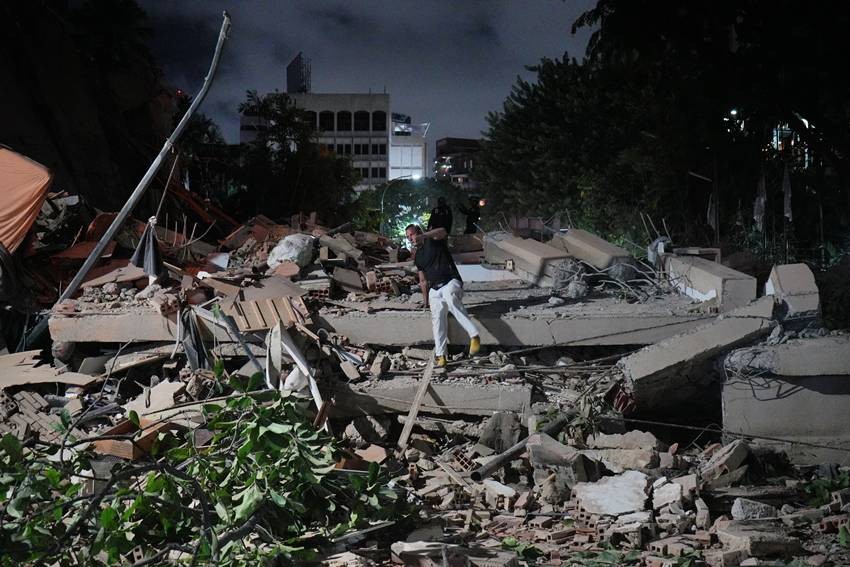 Emergency Declared in Venezuela Following Powerful Back-to-Back Quakes