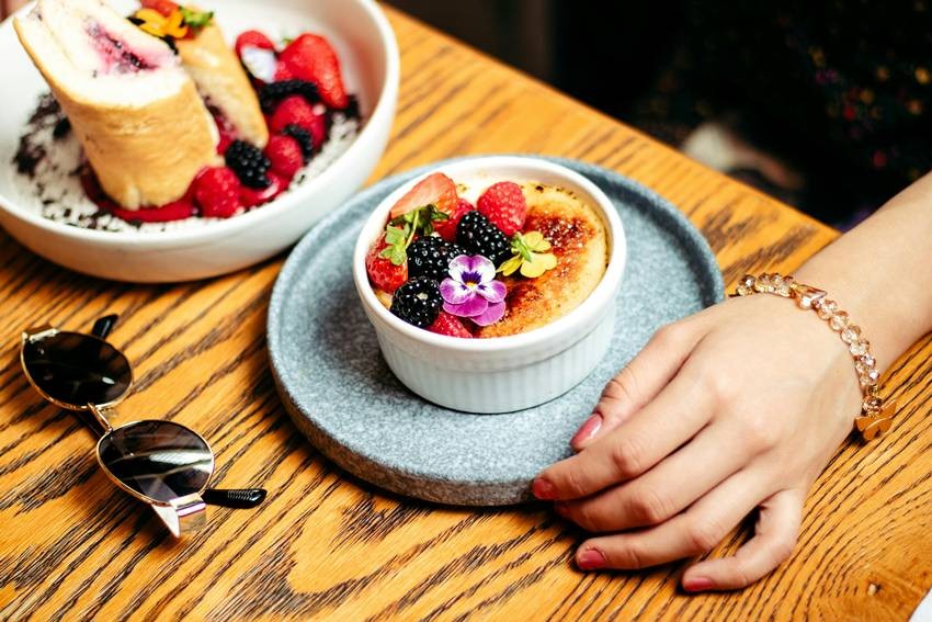 Beware Of The 'Dessert-Stomach' Effect