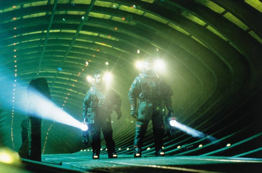 Event Horizon (1997)