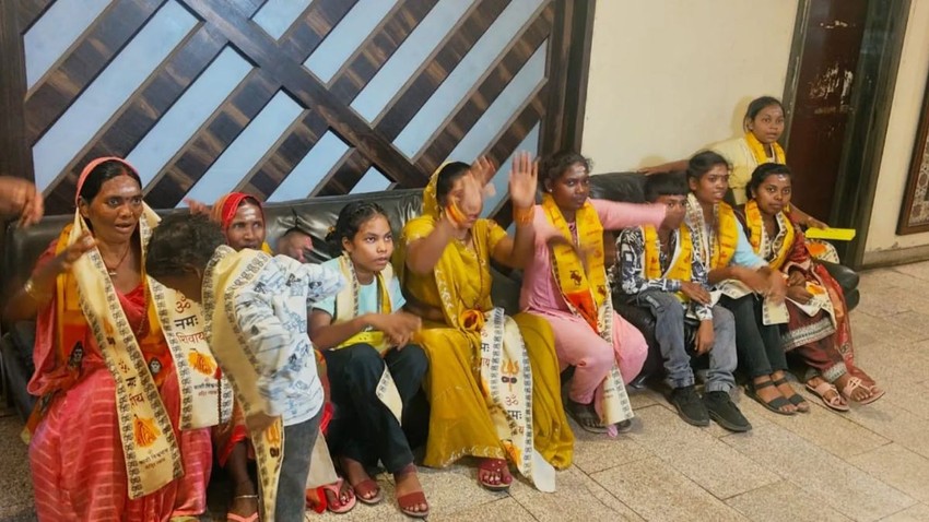 Kashi Vishwanath Mandir, UP Police Mission Shakti, Varanasi News