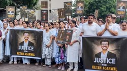 ‘सिया और चेतन को मौत की सजा दो’, केतन अग्रवाल के लिए इंसाफ की मांग को लेकर पुणे में निकाला मार्च