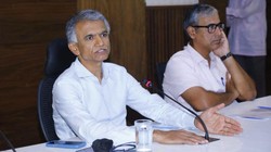 ‘आप बैठक में क्यों आए हैं, बाहर भेज दूं…’, अधिकारियों पर भड़के कर्नाटक के मंत्री; बोले- मुझे पांच साल का डेटा दो
