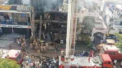 Lucknow Fire: लखनऊ के एक कोचिंग में लगी भीषण आग, 14 लोगों की हुई मौत