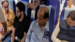 एक ही फ्लाइट में दिखे उद्धव, संजय राउत और फड़नवीस, CM बोले- ‘हमारा मिलना ही आज की सबसे बड़ी खबर’