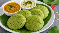 नाश्ते में बनाएं मूंग दाल-पालक की सॉफ्ट और स्पंजी इडली, परफेक्ट स्वाद के लिए देखें रेसिपी