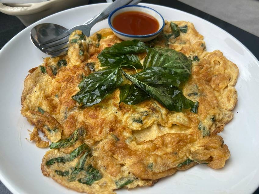 Moringa Omelette