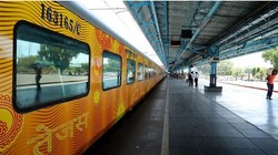 ट्रेन में प्रतिबंधित सामान ले जाने पर देने होंगे 10 हजार रुपये, रेलवे ने बढ़ा दिया जुर्माना