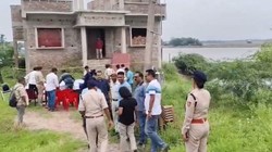 संदेशखाली में TMC नेता के तालाब से हथियारों का जखीरा बरामद, CM बोले- खत्म होगा राजनीतिक आतंकवाद