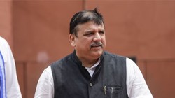 राममंदिर चढ़ावा चोरी: आरोपियों के परिजनों से पूछताछ मामले में संजय सिंह ने बोला भाजपा पर हमला, कहा- ‘चंदा चोरों’ से पूछताछ क्यों नहीं हुई?