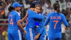 श्रेयांका पाटिल महिला टी20 वर्ल्ड कप से हुईं बाहर, RCB की 24 वर्षीय लेग स्पिनर की भारतीय टीम में एंट्री