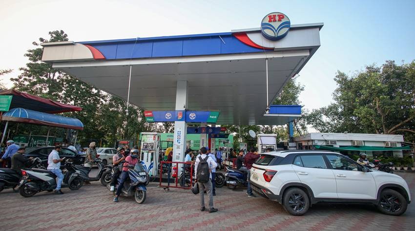 top 10 states by petrol consumption