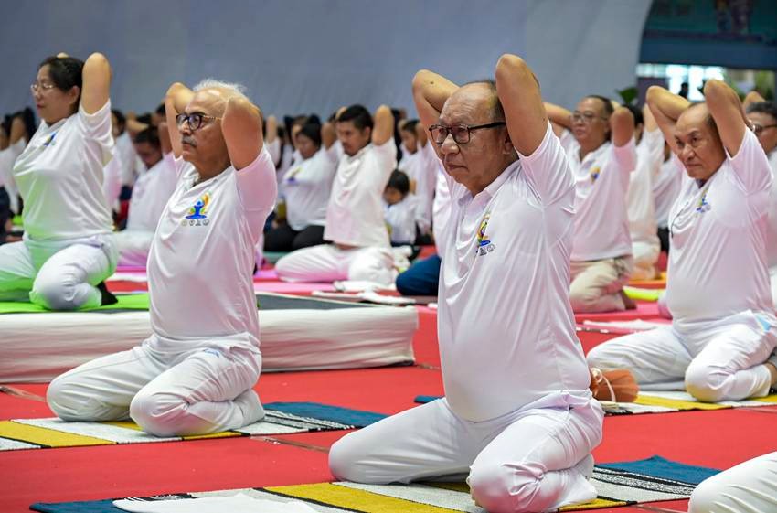 Parliament House Yoga Session
