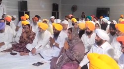 अकाल तख्त के सामने पेश हुए पंजाब के सभी कैबिनेट मंत्री और सिख विधायक, बेअदबी विरोधी कानून को लेकर मचा है बवाल