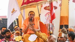 स्वामी अविमुक्तेश्वरानंद ने की योगी आदित्यनाथ की तारीफ, मुख्यमंत्री की इस पहल को बताया ‘बहुत अच्छा’