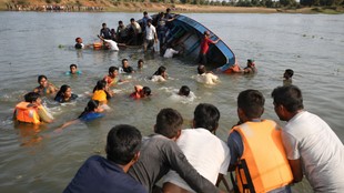 boat capsize| maharashtra news| bihar news