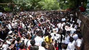 cockroach janta party protest, cjp jantar mantar delhi,