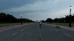 Delhi-NCR Weather Updates: दिल्ली में 92 किमी की रफ्तार से चली हवाएं, जानें कैसा रहेगा कल का मौसम