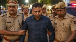 ‘टोपी कहां है, सलामी क्यों नहीं दी’, फर्जी IPS बन पुलिस पर रौब झाड़ रहा था युवक; पहुंचा थाने