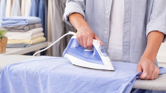 how to remove clothes wrinkles | ways to get rid of stubborn wrinkles from clothes | reason for wrinkles clothes after iron