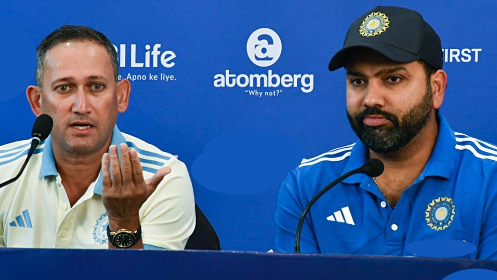 जनवरी 2025 में मुंबई के वानखेड़े स्टेडियम में BCCI के मुख्य चयनकर्ता अजीत अगरकर ने चैंपियंस ट्रॉफी के लिए ODI टीम को लेकर प्रेस कॉन्फ्रेंस की थी। साथ में तत्कालीन कप्तान रोहित शर्मा भी थे। (ANI फाइल फोटो)