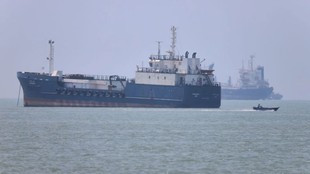 iran | america | strait of hormuz |