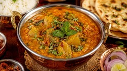 घर पर आए हैं मेहमान, लौकी से बनाएं हैदराबादी स्टाइल दालचा, हर कोई पूछेगा रेसिपी
