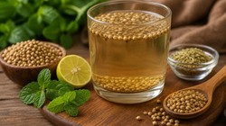 Acidity Home Remedy: उमस भरे मौसम में बढ़ रही है एसिडिटी और अपच? खाली पेट पी लें धनिया पानी, आयुर्वेदिक डॉक्टर ने बताया सीजन चेंज में मिलेगी सपोर्ट