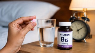 vitamin B12 on empty stomach, can vitamin B12 be taken without food, vitamin B12 supplements timing, B12 absorption empty stomach, vitamin B12 side effects, B12 for fatigue and nerve health