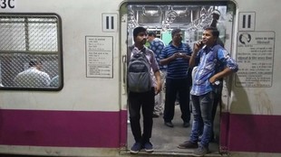 mumbai local train, fight over door ends, Mayank Lohar, murder in mumbai train