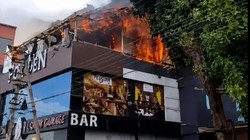मैसूरु के पब में भीषण आग, 2 की मौत -11 घायल; मालिक का कन्नड़ फिल्म इंडस्ट्री से है नाता