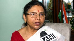 ‘सारी खबरें फर्जी’, सांसद प्रतिमा मंडल ने TMC के बागी गुट से बनाई दूरी, बोलीं- मैं कहीं नहीं जा रही