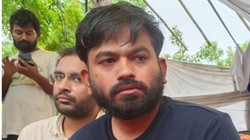 ‘छात्रों पर बल प्रयोग का आदेश अमित शाह ने दिया होगा’, अभिजीत दीपके का आरोप